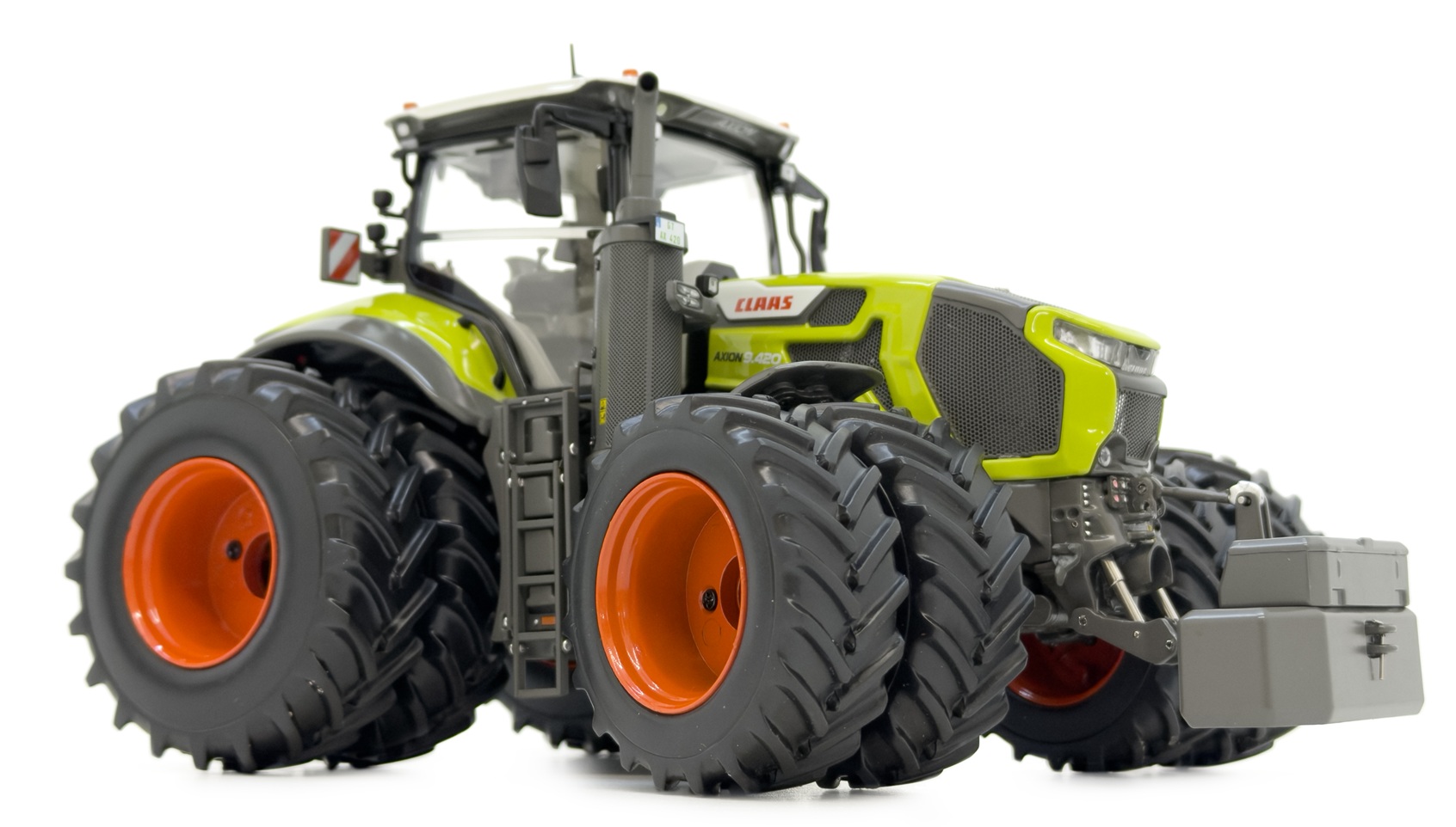 Claas Axion 9.420 met dubbellucht - 1:32